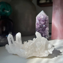 Load image into Gallery viewer, CLEAR QUARTZ CLUSTER