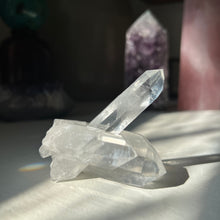 Load image into Gallery viewer, CLEAR QUARTZ CLUSTER
