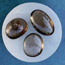 Load image into Gallery viewer, SMOKY QUARTZ PALM STONES
